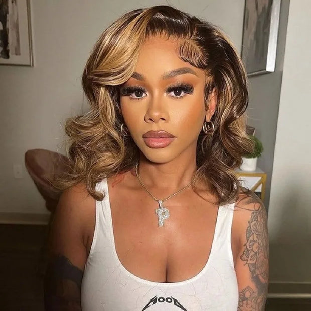 Perruque Lace Frontal Wig Ondulée Blondes de cheveux humains